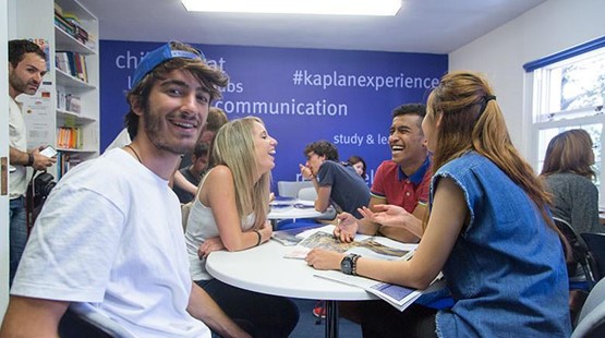 KAPLAN INTERNATIONAL LANGUAGES TORQUAY DİL OKULU