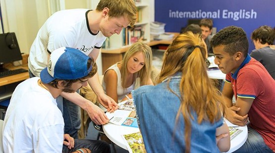 KAPLAN INTERNATIONAL LANGUAGES TORQUAY DİL OKULU
