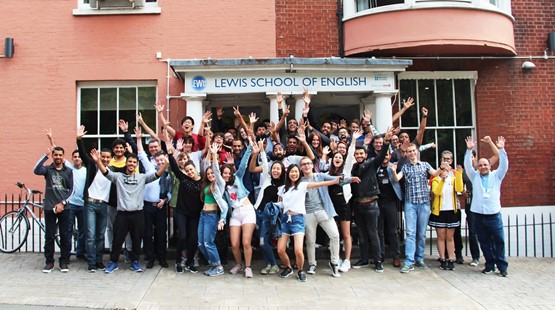 LEWIS SCHOOL OF ENGLISH SOUTHAMPTON DİL OKULU